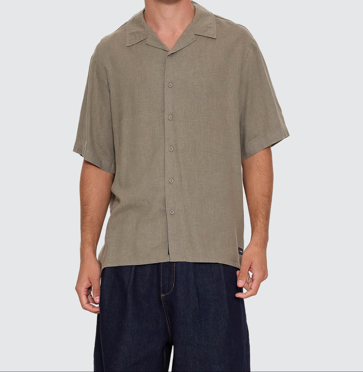 VALENTIN Men's Dust Army Hemp Minimal Thrills Cropped Bowling Shirt