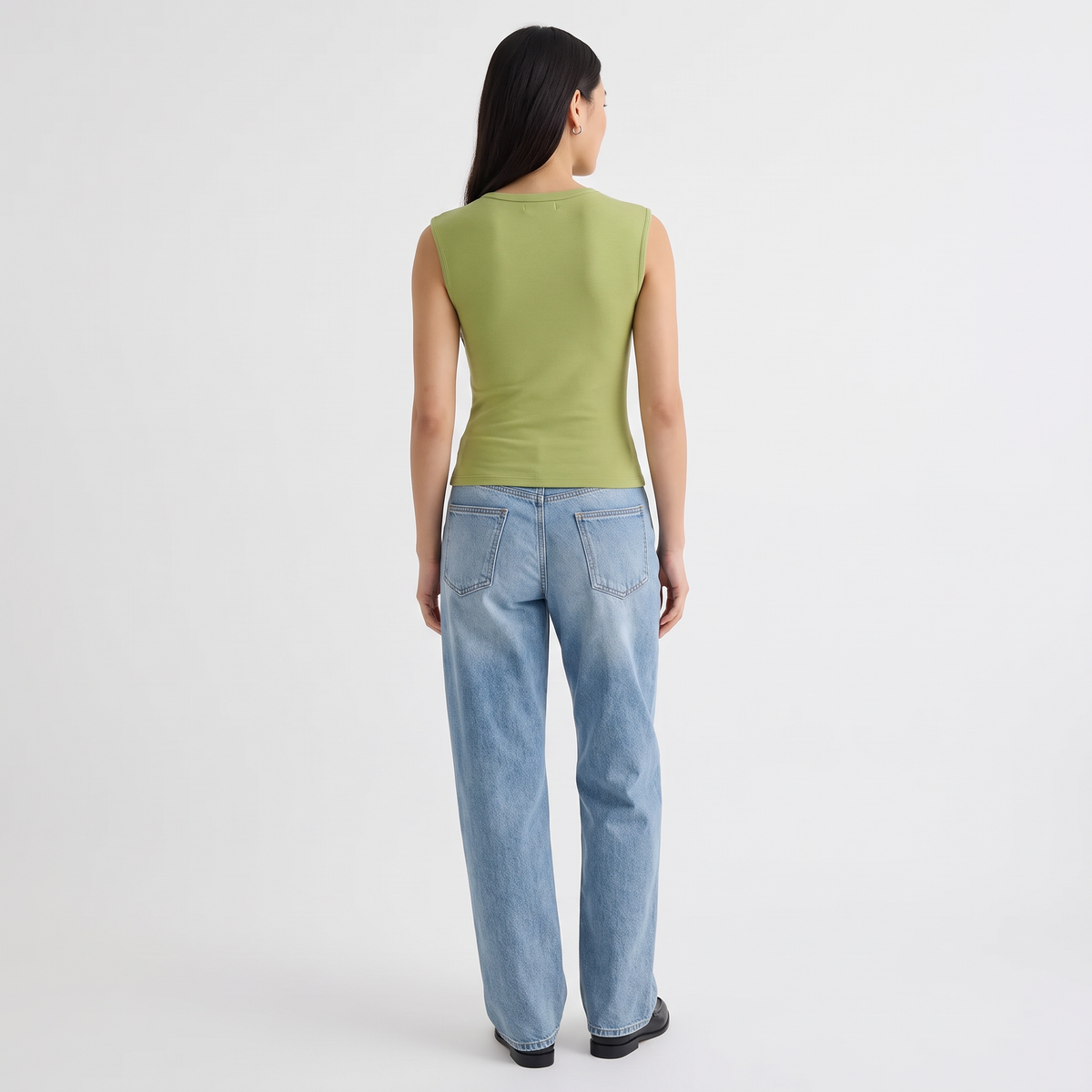 AMÉLIE Women's Apple Green Emberly Plunge Neck Crop Top