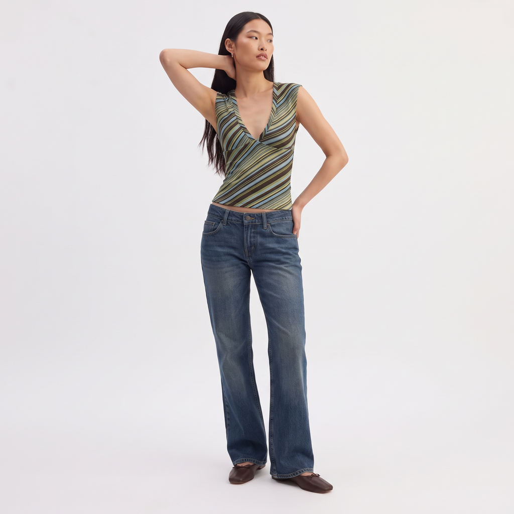 AMÉLIE Women's Apple Green Emberly Plunge Neck Crop Top