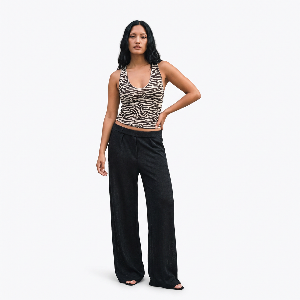 AMÉLIE Women's Noir Tiger Bare Tiger Print Satin Cami Top
