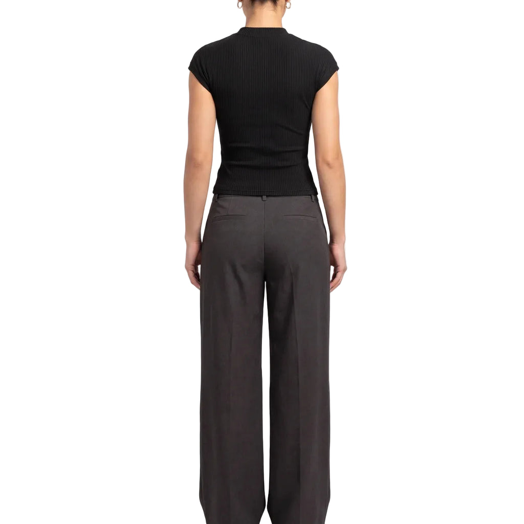 AMÉLIE Women's Black Seersucker Strapless Textured Crop Top