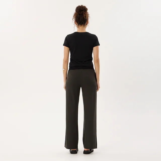 AMÉLIE Women's Thyme Green Emery Ribbed Knit Flare Pants