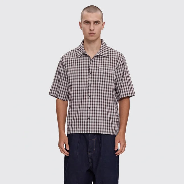SANTIAGO Men's Black Stagger Cropped Short Sleeve Shirt