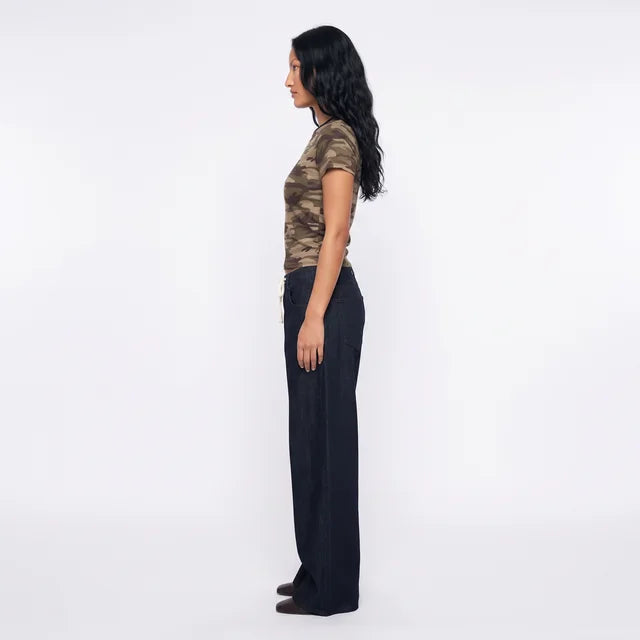 VALENTIN Women's Camo Green Clubhouse Relaxed Graphic Tee