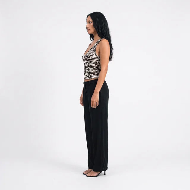 AMÉLIE Women's Noir Tiger Bare Tiger Print Satin Cami Top